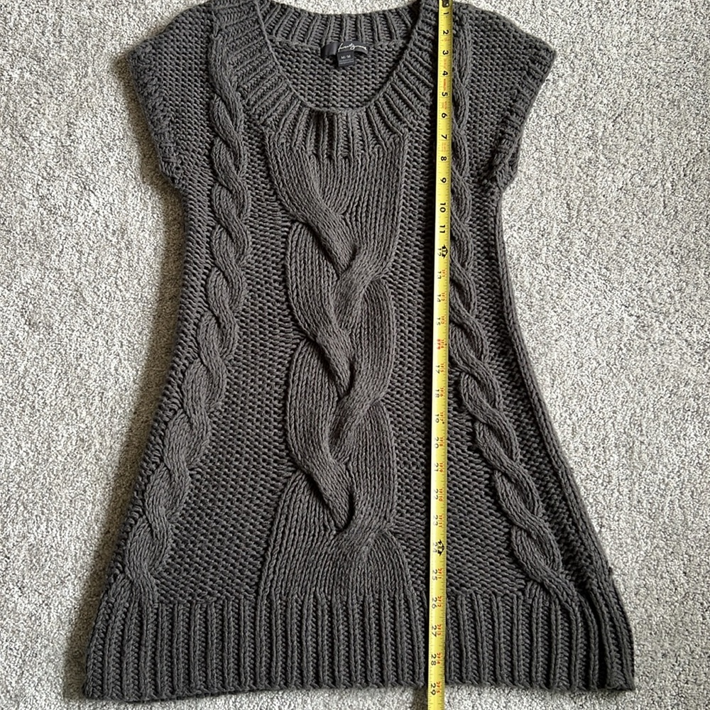 Sweater - Picture 5 of 5
